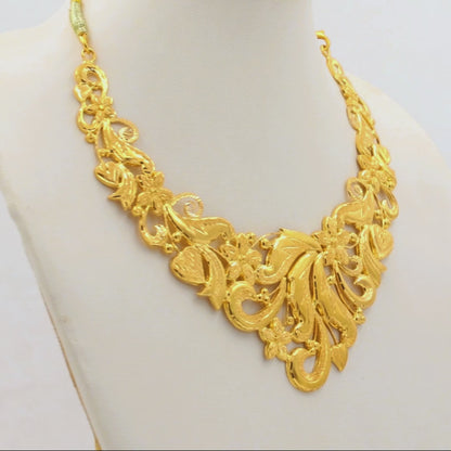 Royal Filigree Gold Necklace